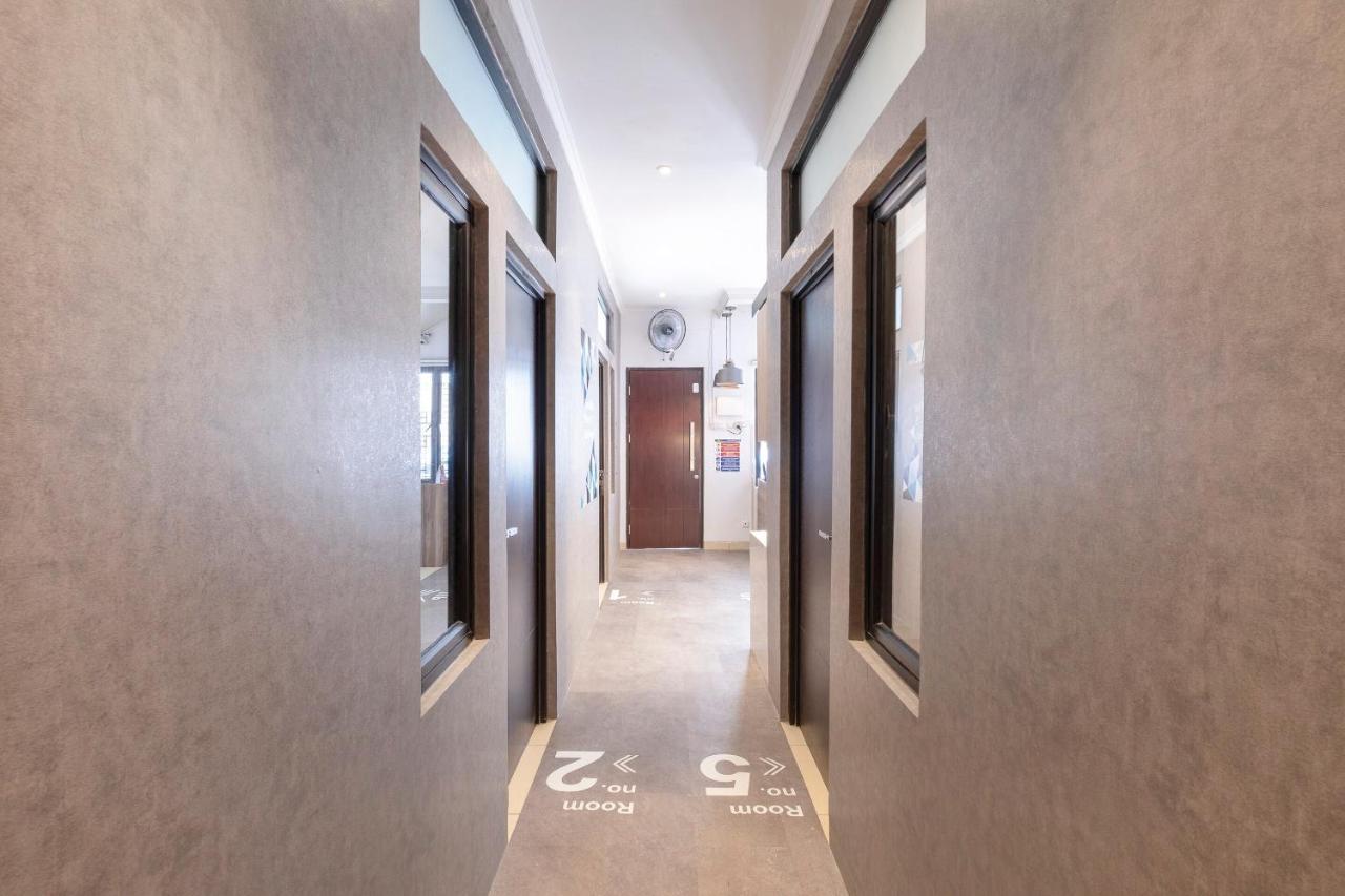 Oyo Life 3246 Walnut Inn G-10 Telukjambe Exteriör bild